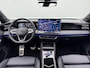 Volkswagen Tiguan 1.5 eHybrid R-Line Business Automaat - IQ light - Trekhaak - Panoramaschuif-kanteldak - Leer - Navigatie - Head-up display