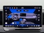 Volkswagen Tiguan 1.5 eHybrid R-Line Business Automaat - IQ light - Trekhaak - Panoramaschuif-kanteldak - Leer - Navigatie - Head-up display