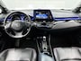Toyota C-HR / C-HR+ 1.8 Hybrid Bi-Tone Plus | Automaat | Achteruitrijcamera | Parkeersensoren | Stoelverwarming | Lederen Bekleding | JBL Audio |