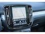 Volvo XC40 2.0 B4 PLUS BLACK EDITION