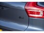 Volvo XC40 2.0 B4 PLUS BLACK EDITION
