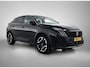Peugeot E-3008 Allure Avantage 210pk 73 kWh | Accu 97% | Navigatie | Camera achter | Cruise control adaptief | Lichtmetalen velgen | Keyless entry | Apple Carplay en Android auto draadloos