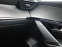 Peugeot 208 GT HYBRID 145pk e-DCS6 automaat, Rijklaarprijs, Camera voor en achter Adaptieve cruise control Keyless entry & start
