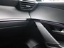 Peugeot 208 GT HYBRID 145pk e-DCS6 automaat, Rijklaarprijs, Camera voor en achter Adaptieve cruise control Keyless entry & start