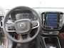 Volvo XC40 1.5 T4 Recharge Inscription | Trekhaak | PDC V+A en Camera | Adaptive Cruiscontrol | Stoel + Stuurverwarming | Extra Getint Glas |