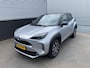 Toyota Yaris Cross 1.5 Hybrid First Edition / bitone / NL auto / unieke km stand! / absolute nieuw staat!