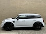 MINI Countryman 2.0 Cooper S 192pk ALL4 Chili | Sportstoelen | Navigatie | Camera | 18 inch velgen | LED | DAB | Keyless | Trekhaak afneembaar | Stoelverwarming | Cruise control | Sfeerverlichting | PDC voor+achter | Volledig onderhouden!
