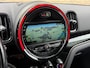 MINI Countryman 2.0 Cooper S 192pk ALL4 Chili | Sportstoelen | Navigatie | Camera | 18 inch velgen | LED | DAB | Keyless | Trekhaak afneembaar | Stoelverwarming | Cruise control | Sfeerverlichting | PDC voor+achter | Volledig onderhouden!