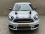 MINI Countryman 2.0 Cooper S 192pk ALL4 Chili | Sportstoelen | Navigatie | Camera | 18 inch velgen | LED | DAB | Keyless | Trekhaak afneembaar | Stoelverwarming | Cruise control | Sfeerverlichting | PDC voor+achter | Volledig onderhouden!