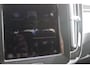 Volvo XC40 2.0 B4 197PK PLUS BLACK EDITION PANORAMISCH SCHUIF/KANTELDAK | LIGHTING PACK - MATRIX LED KOPLAMPEN MET REINIGINGSINSTALLATIE EN MISTLAMPEN | PREMIUM AUDIO BY HARMAN KARDON | APPLE CARPLAY/ANDROID AUTO | DRAADLOZE TELEFOONLADER | LICHTMETALEN VELGEN 20'' 5-SPAAKS BLACK EDITION | VISIUAL PARK ASSIST (360 GRADEN CAMERA) | PARKEERSENSOREN VOOR + ACHTER | BLIND SPOT INFORMATION SYSTEM (DODE HOEK BEWAKING) | INKLAPBARE TREKHAAK MET 2000KG TREKGEWICHT! | POWER SEATS - ELEKTRISCH VERSTELBARE VOORSTOELEN MET GEHEUGEN OP BESTUURDERSSTOEL | STOEL, STUUR EN VOORRUIT VERWARMING | ELEKTRISCH NEERKLAPBARE HOOFDSTEUNEN ACHTER | VOLVO GUARD ALARM | ELEKTRISCH BEDIENBARE ACHTERKLEP | EXTRA GETINT GLAS ACHTERPORTIEREN EN ACHTERRUIT | GEWRAPT MET 3M MAT ZWARTE WRAP |