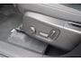 Volvo XC40 2.0 B4 197PK PLUS BLACK EDITION PANORAMISCH SCHUIF/KANTELDAK | LIGHTING PACK - MATRIX LED KOPLAMPEN MET REINIGINGSINSTALLATIE EN MISTLAMPEN | PREMIUM AUDIO BY HARMAN KARDON | APPLE CARPLAY/ANDROID AUTO | DRAADLOZE TELEFOONLADER | LICHTMETALEN VELGEN 20'' 5-SPAAKS BLACK EDITION | VISIUAL PARK ASSIST (360 GRADEN CAMERA) | PARKEERSENSOREN VOOR + ACHTER | BLIND SPOT INFORMATION SYSTEM (DODE HOEK BEWAKING) | INKLAPBARE TREKHAAK MET 2000KG TREKGEWICHT! | POWER SEATS - ELEKTRISCH VERSTELBARE VOORSTOELEN MET GEHEUGEN OP BESTUURDERSSTOEL | STOEL, STUUR EN VOORRUIT VERWARMING | ELEKTRISCH NEERKLAPBARE HOOFDSTEUNEN ACHTER | VOLVO GUARD ALARM | ELEKTRISCH BEDIENBARE ACHTERKLEP | EXTRA GETINT GLAS ACHTERPORTIEREN EN ACHTERRUIT | GEWRAPT MET 3M MAT ZWARTE WRAP |