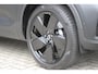 Volvo XC40 2.0 B4 197PK PLUS BLACK EDITION PANORAMISCH SCHUIF/KANTELDAK | LIGHTING PACK - MATRIX LED KOPLAMPEN MET REINIGINGSINSTALLATIE EN MISTLAMPEN | PREMIUM AUDIO BY HARMAN KARDON | APPLE CARPLAY/ANDROID AUTO | DRAADLOZE TELEFOONLADER | LICHTMETALEN VELGEN 20'' 5-SPAAKS BLACK EDITION | VISIUAL PARK ASSIST (360 GRADEN CAMERA) | PARKEERSENSOREN VOOR + ACHTER | BLIND SPOT INFORMATION SYSTEM (DODE HOEK BEWAKING) | INKLAPBARE TREKHAAK MET 2000KG TREKGEWICHT! | POWER SEATS - ELEKTRISCH VERSTELBARE VOORSTOELEN MET GEHEUGEN OP BESTUURDERSSTOEL | STOEL, STUUR EN VOORRUIT VERWARMING | ELEKTRISCH NEERKLAPBARE HOOFDSTEUNEN ACHTER | VOLVO GUARD ALARM | ELEKTRISCH BEDIENBARE ACHTERKLEP | EXTRA GETINT GLAS ACHTERPORTIEREN EN ACHTERRUIT | GEWRAPT MET 3M MAT ZWARTE WRAP |
