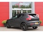 Volvo XC40 2.0 B4 197PK PLUS BLACK EDITION PANORAMISCH SCHUIF/KANTELDAK | LIGHTING PACK - MATRIX LED KOPLAMPEN MET REINIGINGSINSTALLATIE EN MISTLAMPEN | PREMIUM AUDIO BY HARMAN KARDON | APPLE CARPLAY/ANDROID AUTO | DRAADLOZE TELEFOONLADER | LICHTMETALEN VELGEN 20'' 5-SPAAKS BLACK EDITION | VISIUAL PARK ASSIST (360 GRADEN CAMERA) | PARKEERSENSOREN VOOR + ACHTER | BLIND SPOT INFORMATION SYSTEM (DODE HOEK BEWAKING) | INKLAPBARE TREKHAAK MET 2000KG TREKGEWICHT! | POWER SEATS - ELEKTRISCH VERSTELBARE VOORSTOELEN MET GEHEUGEN OP BESTUURDERSSTOEL | STOEL, STUUR EN VOORRUIT VERWARMING | ELEKTRISCH NEERKLAPBARE HOOFDSTEUNEN ACHTER | VOLVO GUARD ALARM | ELEKTRISCH BEDIENBARE ACHTERKLEP | EXTRA GETINT GLAS ACHTERPORTIEREN EN ACHTERRUIT | GEWRAPT MET 3M MAT ZWARTE WRAP |