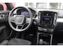 Volvo XC40 2.0 B4 197PK PLUS BLACK EDITION PANORAMISCH SCHUIF/KANTELDAK | LIGHTING PACK - MATRIX LED KOPLAMPEN MET REINIGINGSINSTALLATIE EN MISTLAMPEN | PREMIUM AUDIO BY HARMAN KARDON | APPLE CARPLAY/ANDROID AUTO | DRAADLOZE TELEFOONLADER | LICHTMETALEN VELGEN 20'' 5-SPAAKS BLACK EDITION | VISIUAL PARK ASSIST (360 GRADEN CAMERA) | PARKEERSENSOREN VOOR + ACHTER | BLIND SPOT INFORMATION SYSTEM (DODE HOEK BEWAKING) | INKLAPBARE TREKHAAK MET 2000KG TREKGEWICHT! | POWER SEATS - ELEKTRISCH VERSTELBARE VOORSTOELEN MET GEHEUGEN OP BESTUURDERSSTOEL | STOEL, STUUR EN VOORRUIT VERWARMING | ELEKTRISCH NEERKLAPBARE HOOFDSTEUNEN ACHTER | VOLVO GUARD ALARM | ELEKTRISCH BEDIENBARE ACHTERKLEP | EXTRA GETINT GLAS ACHTERPORTIEREN EN ACHTERRUIT | GEWRAPT MET 3M MAT ZWARTE WRAP |