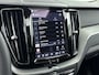 Volvo XC60 2.0 T8 Plug-in hybrid AWD Ultra Dark | Trekhaak | Bower & Wilkins | Luchtvering |  PDC V+A en 360 camera | 21 inch LM | Extra getint glas |