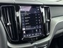 Volvo XC60 2.0 T8 Plug-in hybrid AWD Ultra Dark | Trekhaak | Bower & Wilkins | Luchtvering |  PDC V+A en 360 camera | 21 inch LM | Extra getint glas |