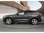 Volvo XC60 2.0 T8 Plug-in hybrid AWD Ultra Dark | Trekhaak | Bower & Wilkins | Luchtvering |  PDC V+A en 360 camera | 21 inch LM | Extra getint glas |