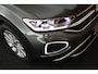 Volkswagen T-Roc 1.5 TSI 150pk DSG Style Trekhaak Camera LED Virtual Cockpit Navigatie