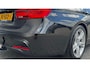 BMW 3-Serie 3-SERIE 318I 136PK M-SPORT AUTOMAAT / NAVI / XENON / CLIMA / LED / PDC / 18" LMV / TREKHAAK / KEYLESS / UNIEK !!