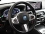 BMW 5-Serie Touring 530e Business Edition Plus | Laser Koplampen! | Panoramadak | Trekhaak!