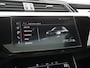 Audi E-tron 55 Quattro 2x S Line 95 kWh 408pk | Panodak | Luchtvering | Adaptive Cruise | 360 Camera | Matrix LED | Alcantara Sportstoelen Memory & Verwarmd | Apple Carplay | 22"L.M | Navigatie | DAB |