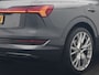 Audi E-tron 55 Quattro 2x S Line 95 kWh 408pk | Panodak | Luchtvering | Adaptive Cruise | 360 Camera | Matrix LED | Alcantara Sportstoelen Memory & Verwarmd | Apple Carplay | 22"L.M | Navigatie | DAB |