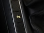 Volkswagen Taigo 1.0 TSI R-Line | Digital cockpit Pro | Navigatie | Adaptieve cruise control | Parkeersensoren | Climate control | CarPlay | Draadloze telefoonlader |