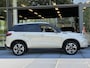 Suzuki Vitara 1.4 Boosterjet Style Smart Hybrid 129PK | Carplay | Adaptieve Cruise Control | Parkeersensoren voor en achter + Achteruitrijcamera