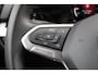 Volkswagen Golf 1.0 eTSI Life Harman Kardon Stoelverwarming ACC Sfeerverlichting