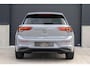 Volkswagen Golf 1.0 eTSI Life Harman Kardon Stoelverwarming ACC Sfeerverlichting