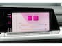 Volkswagen Golf 1.0 eTSI Life Harman Kardon Stoelverwarming ACC Sfeerverlichting