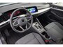Volkswagen Golf 1.0 eTSI Life Harman Kardon Stoelverwarming ACC Sfeerverlichting