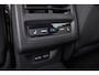 Volkswagen Golf 1.0 eTSI Life Harman Kardon Stoelverwarming ACC Sfeerverlichting
