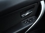 BMW 3-Serie 320i High Executive Automaat *Sportstoelen*Groot Navi*