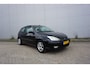 Ford Focus 1.6-16V Collection Airco / Elektr. ramen / Trekhaak / Lm velgen / NAP / APK t/m 01-2027