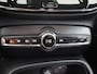 Volvo XC40 Recharge Core | Navigatie | Stoelverwarming | Stuurwielverwarming | Achteruitrijcamera | Apple Carplay/Android Auto |