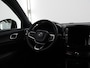 Volvo XC40 Recharge Core | Navigatie | Stoelverwarming | Stuurwielverwarming | Achteruitrijcamera | Apple Carplay/Android Auto |