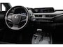 Lexus UX 250h Preference Line | Dodehoek detectie | Apple Carplay / Android Auto | Camera | Adaptive Cruise | Parkeersensoren | Keyless