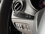 Renault Captur 0.9 TCe Intens | Navi | 17 " | PDC | Stoelverwarming | Led | Bluetooth | Clima | Keurig netjes onderhouden.
