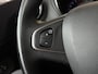 Renault Captur 0.9 TCe Intens | Navi | 17 " | PDC | Stoelverwarming | Led | Bluetooth | Clima | Keurig netjes onderhouden.