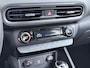 Hyundai Kona 1.6GDI HEV Hybride Autom. Trekhaak Adap.Cruise Camera Apple Carplay Android Auto Navi Ecc Pdc Comfort Smart Led Lmv 16" DAB Krell®-Audio Lane Assist Isofix Rijstrooksensor 1.300KG Trekgewicht 1e Eigenaar Origineel Nederlandse Auto