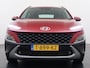 Hyundai Kona 1.6GDI HEV Hybride Autom. Trekhaak Adap.Cruise Camera Apple Carplay Android Auto Navi Ecc Pdc Comfort Smart Led Lmv 16" DAB Krell®-Audio Lane Assist Isofix Rijstrooksensor 1.300KG Trekgewicht 1e Eigenaar Origineel Nederlandse Auto