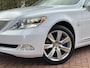 Lexus LS 600h YOUNGTIMER NIEUWE HYBRIDE ACCU twv 4.200 EURO