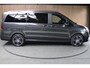 Mercedes-Benz V-klasse 300d 4M Lang DC AMG-line 360 Burmester Panoramadak Distronic Carplay Carbon Black Pack Leer PTS Elektr. schuifdeuren Elektr. achterklep Alcantara binnenhemel Memory seats Stoelverwarming LM velgen