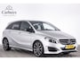 Mercedes-Benz B-klasse 180 Ambition AMG Line Night pakket/Aut/18 Inch/Half leder/Ned auto/Navigatie