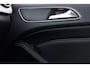Mercedes-Benz B-klasse 180 Ambition AMG Line Night pakket/Aut/18 Inch/Half leder/Ned auto/Navigatie