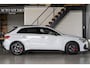Audi A3 Sportback 45 TFSI e S-line | Pano | Sonos | Massage | Rode stiksels | Carbon | Sfeer