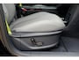 Lynk & Co 02 276PK More 66 kWh, MY27, 360 Graden Camera, Harman Kardon, Panoramadak, Elektrisch bedienbare voorstoelen met geheugen, Keyless Entry, Getint glas, Adaptieve Cruise Control, Dodehoekassistent, Sfeerverlichting, Stuurwielverwarming, Stoelverwarming