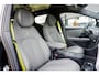 Lynk & Co 02 276PK More 66 kWh, MY27, 360 Graden Camera, Harman Kardon, Panoramadak, Elektrisch bedienbare voorstoelen met geheugen, Keyless Entry, Getint glas, Adaptieve Cruise Control, Dodehoekassistent, Sfeerverlichting, Stuurwielverwarming, Stoelverwarming