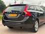 Volvo V60 1.6 T3 Kinetic Airco Cruise LM.velgen Navi Psensor